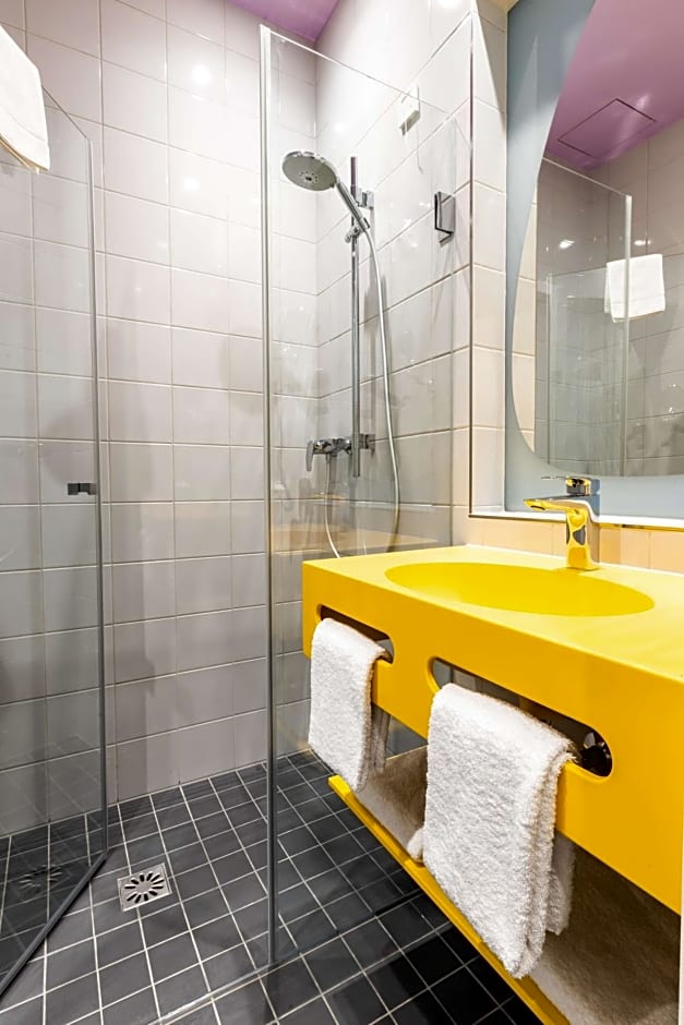 Prize by Radisson, Bonn City