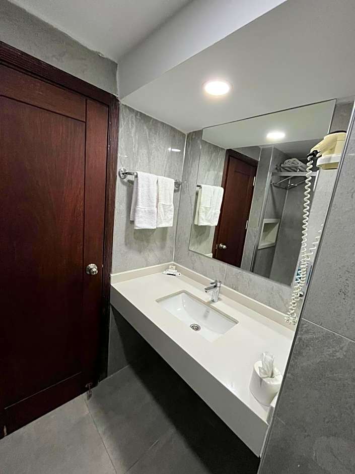 Side Palm D'or Hotel