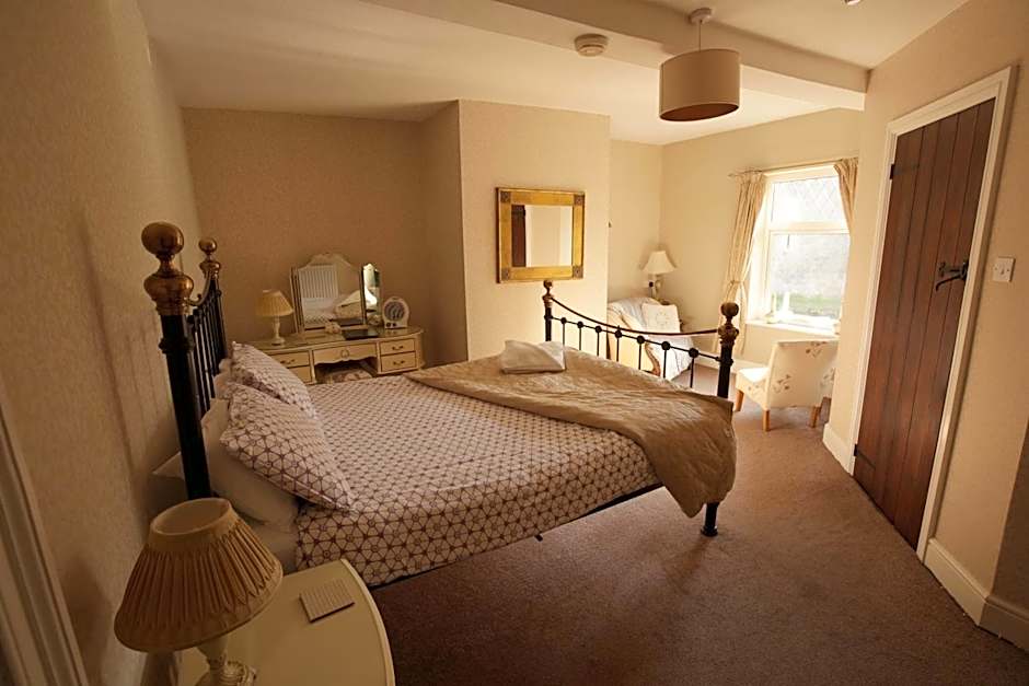 Fitzwarine House Whittington