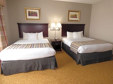 One-Bedroom Suite with Two Queen Beds - Non-Smoking