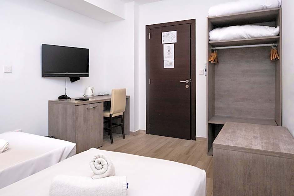 Napoli Suites Studios Aparthotel