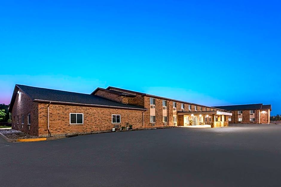 Baymont by Wyndham Manistee