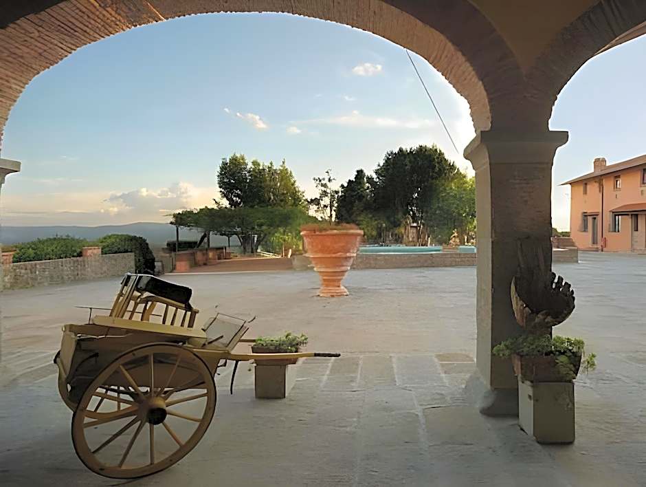 Fattoria degli Usignoli Hotel