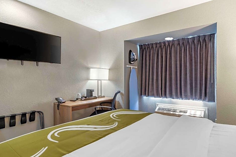 Quality Inn Downtown - near Market Square