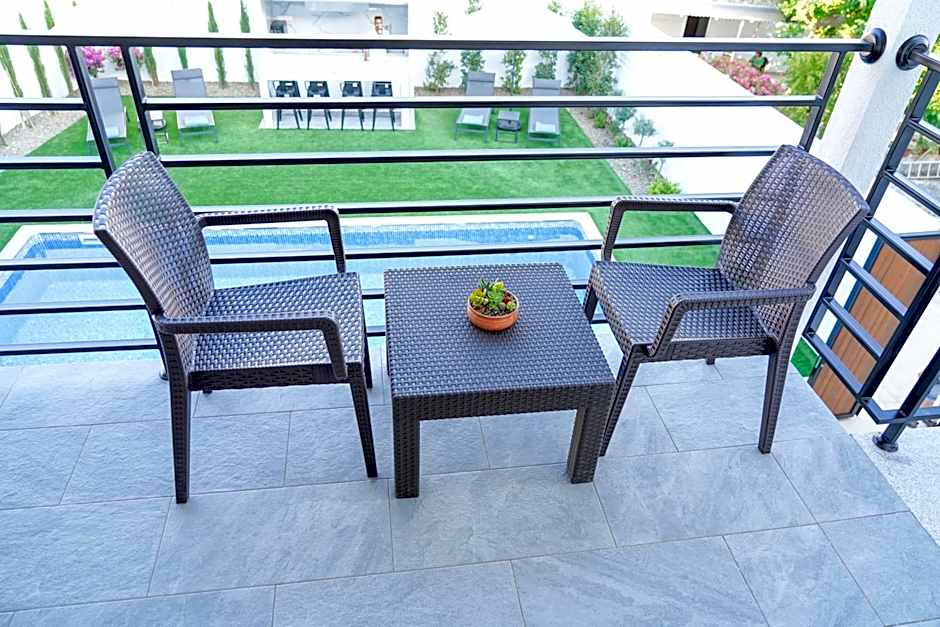 Kamaroporta Luxury Apartments