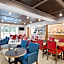 Holiday Inn Express & Suites Tavares By IHG