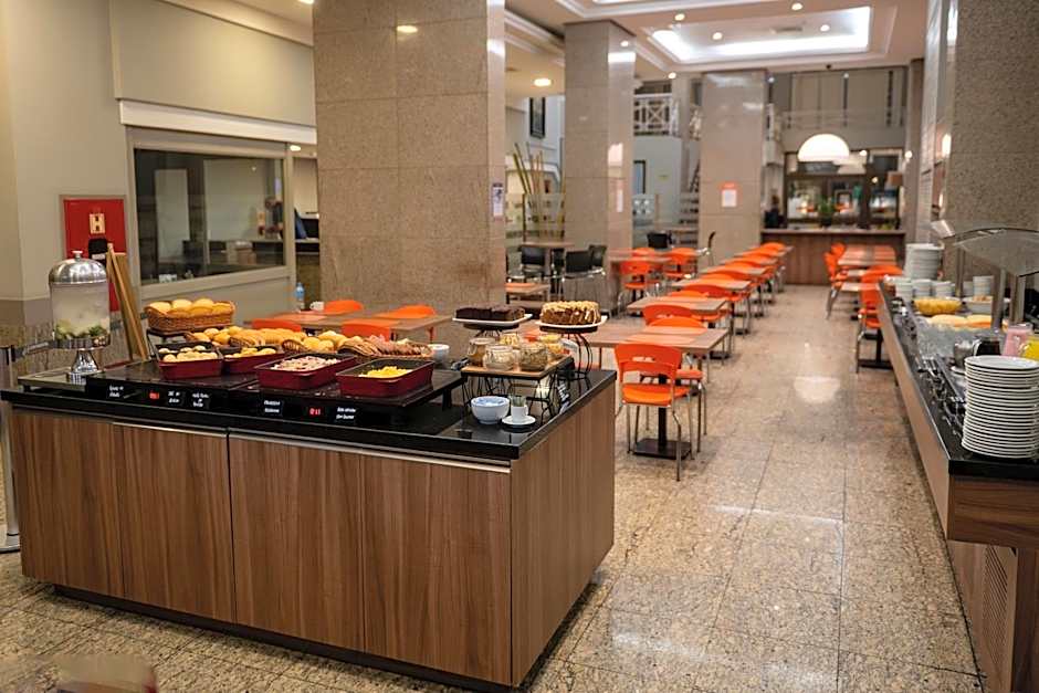Hotel Continental Business - 200 metros do Complexo Hospitalar Santa Casa