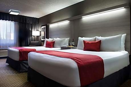 Deluxe Queen Room with Two Queen Beds - Non-Smoking