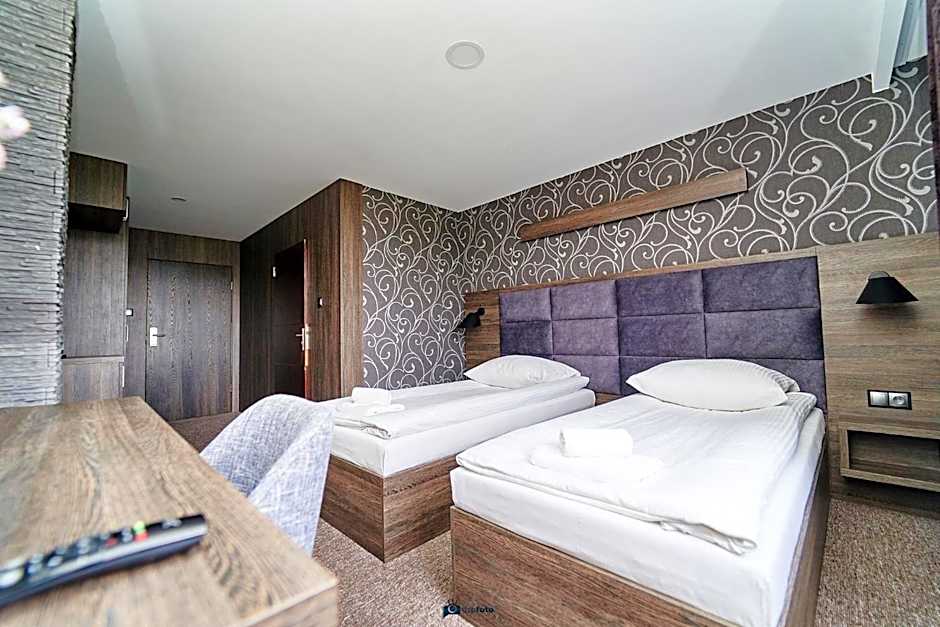 Gościniec pod Strzechą