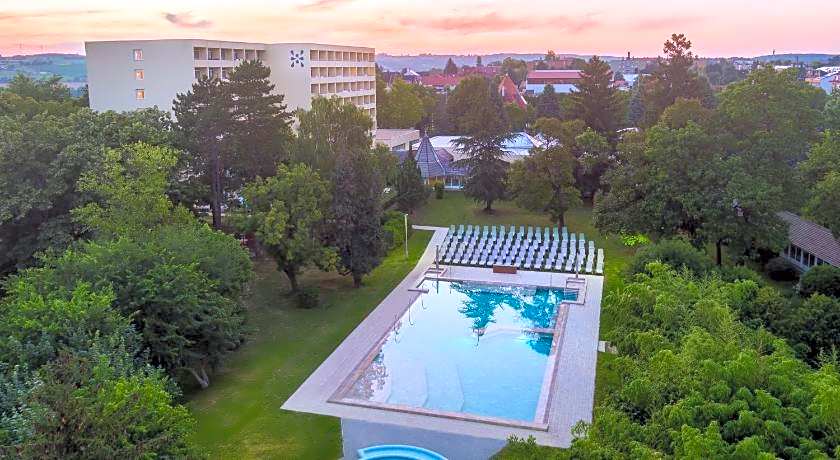 Hunguest Hotel Helios
