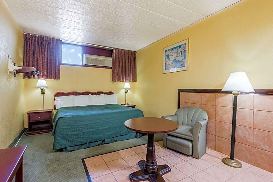 Days Inn by Wyndham Pittsburgh