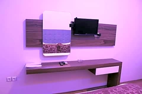 Antikhan Hotel