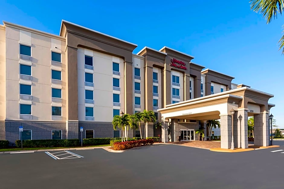 Hampton Inn By Hilton & Suites Fort Myers