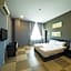 Elite Hotel Muar