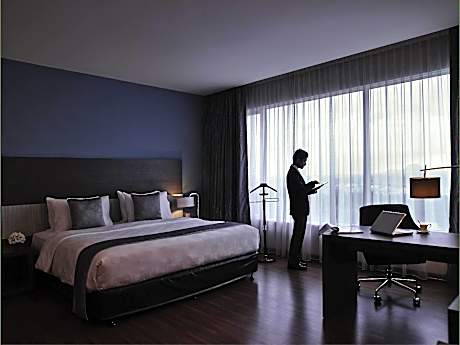 Executive Deluxe King Room