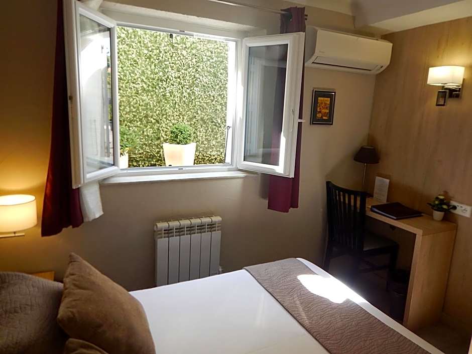 Hotel Miramar- Cap d'Antibes - La Garoupe plage