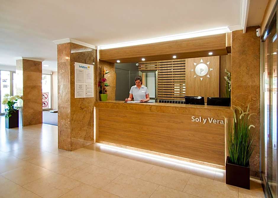 Apartamentos Sol y Vera