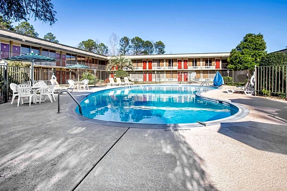 Quality Inn Americus