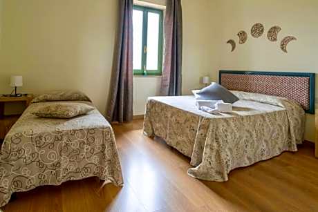 Triple Room with Private Bathroom