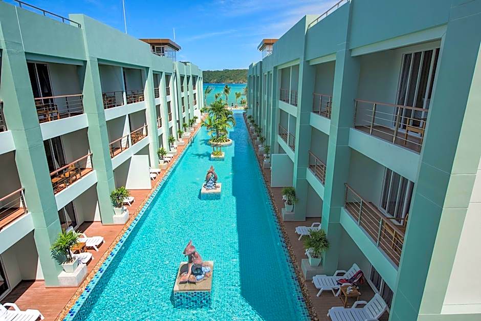 Phi Phi Harbour View Hotel