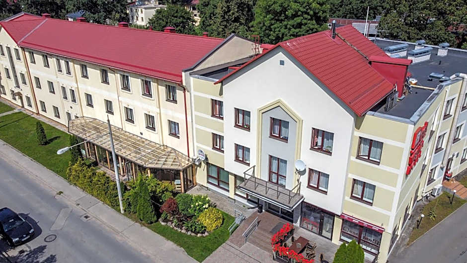 Hotel BEST with FREE PARKING