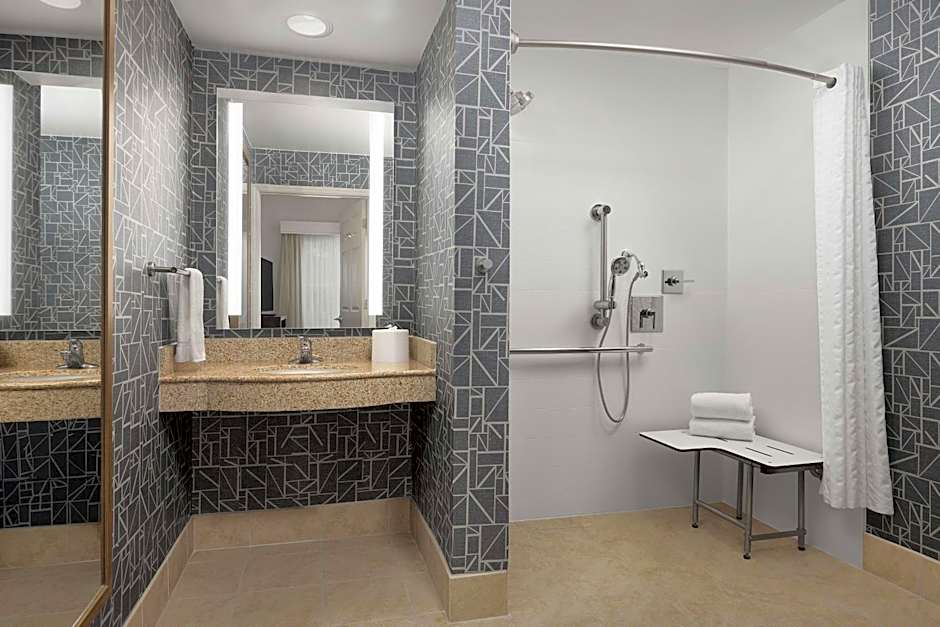 Homewood Suites by Hilton Raleigh - Durham AP/Research Triangle