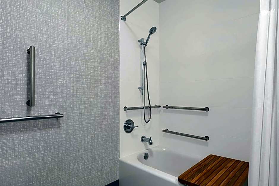 Hampton Inn By Hilton Starkville