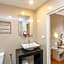 Tropical Palm Resort.