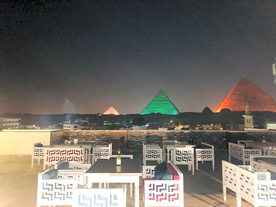 Pyramid Edge Hotel & Exclusive Pyramids View Rooftop