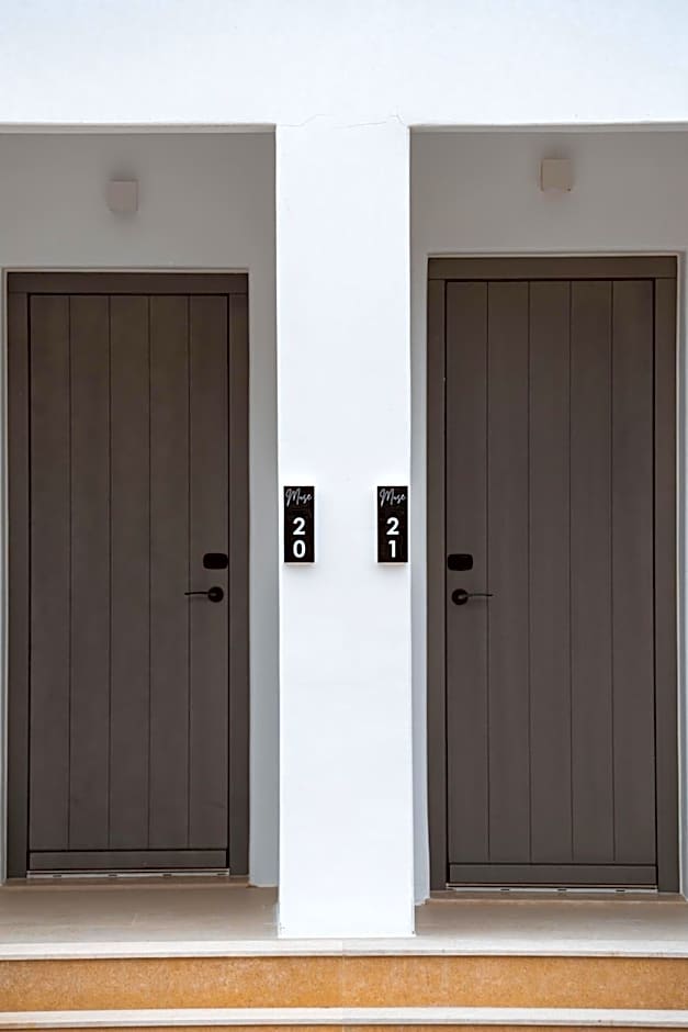 Muse οf Mykonos Luxury Suites