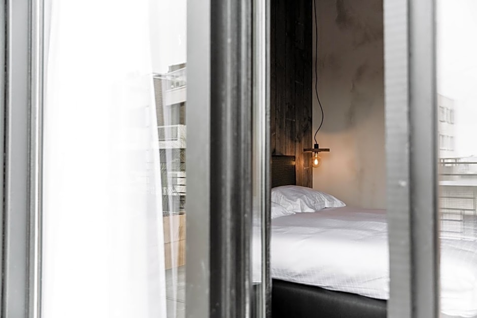Upstairs Hotel