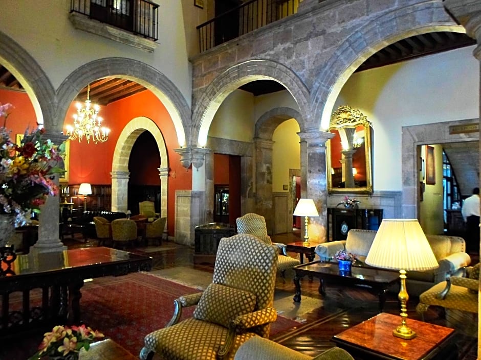 Hotel Virrey De Mendoza