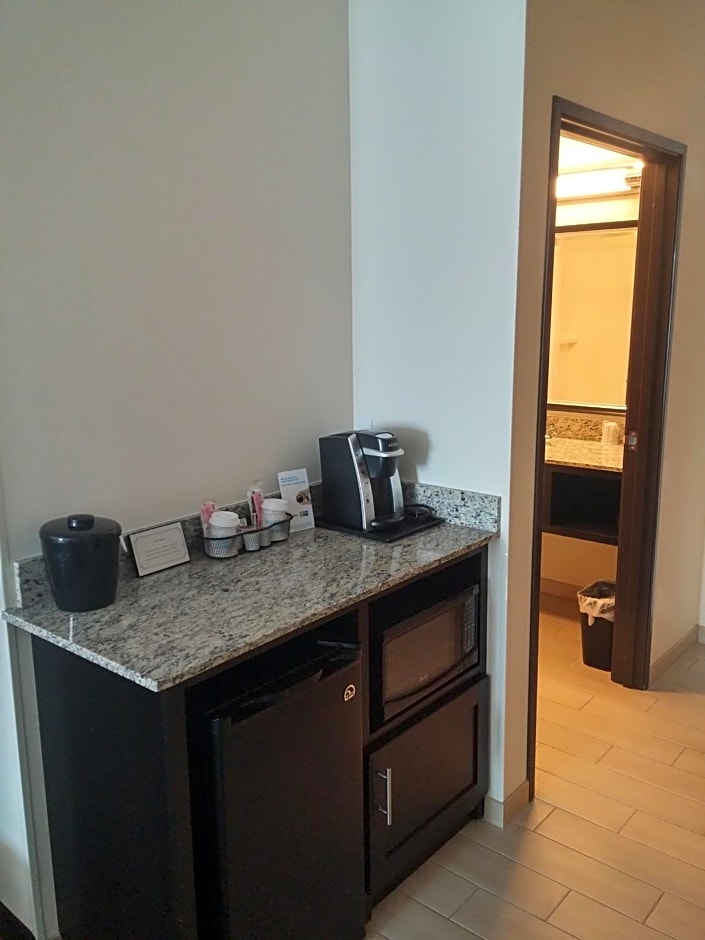 Holiday Inn Express & Suites Denver West - Golden By IHG