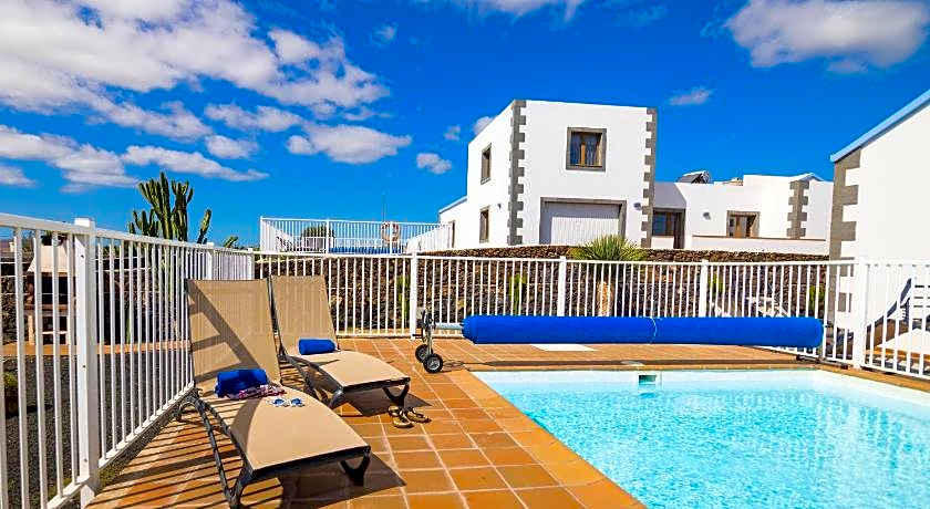 Villas & Apartamentos Tao Mazo