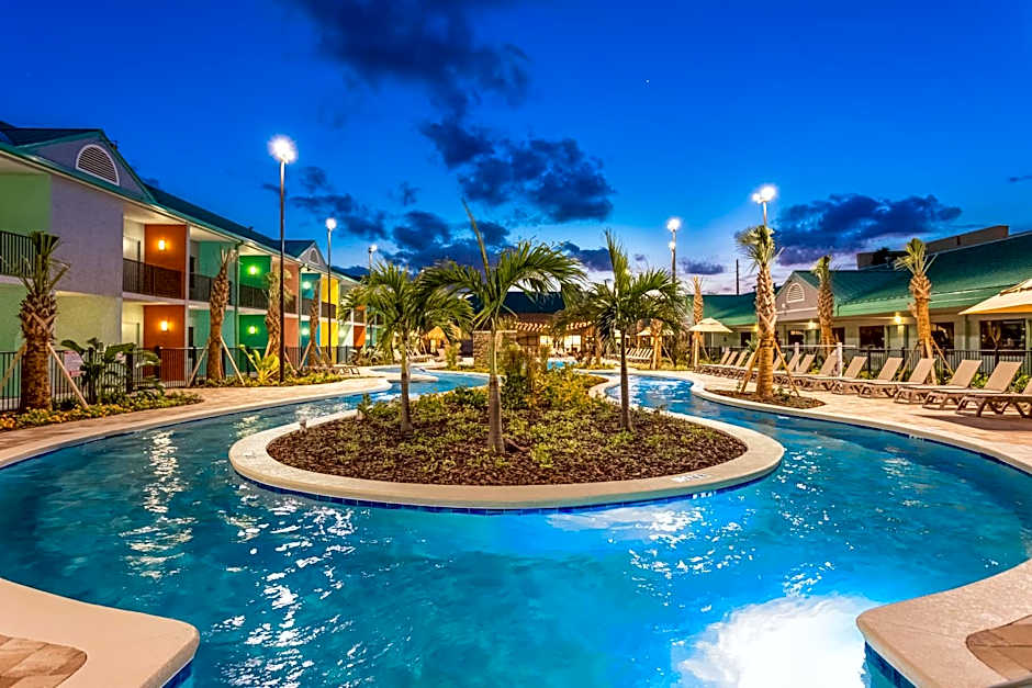 Beachside Hotel and Suites
