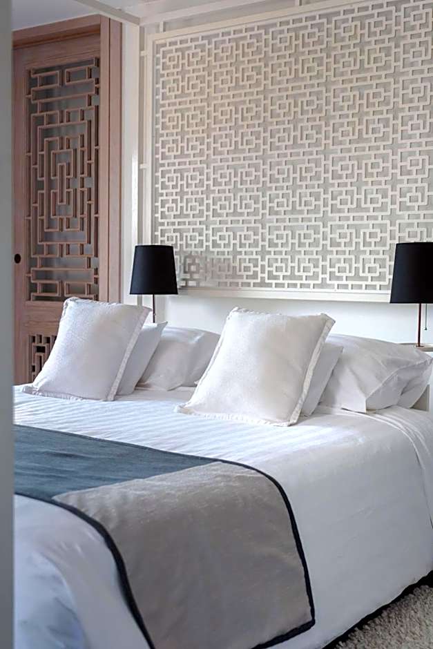 Lesic Dimitri Palace