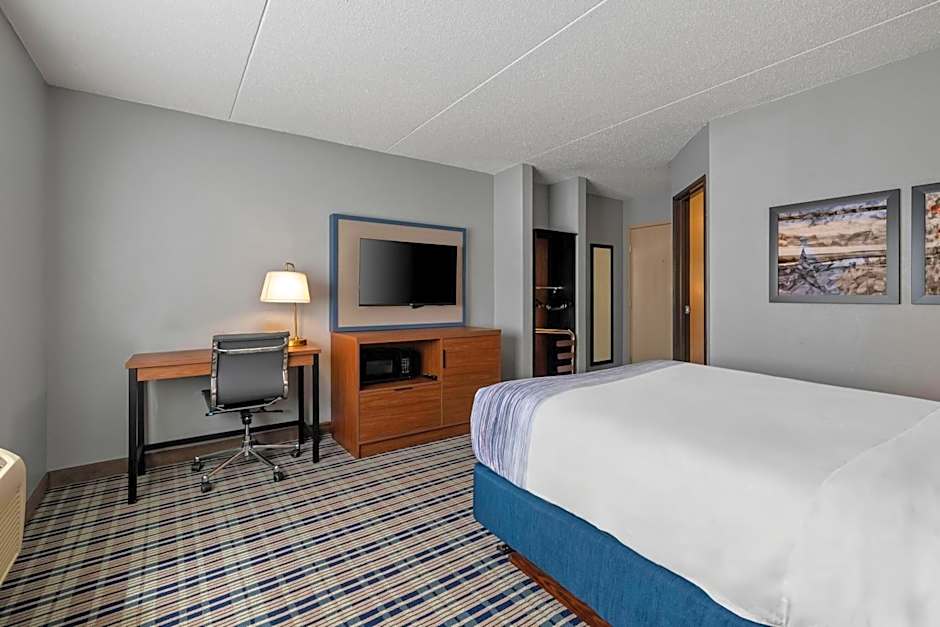 AmericInn by Wyndham Crookston U of M Crookston