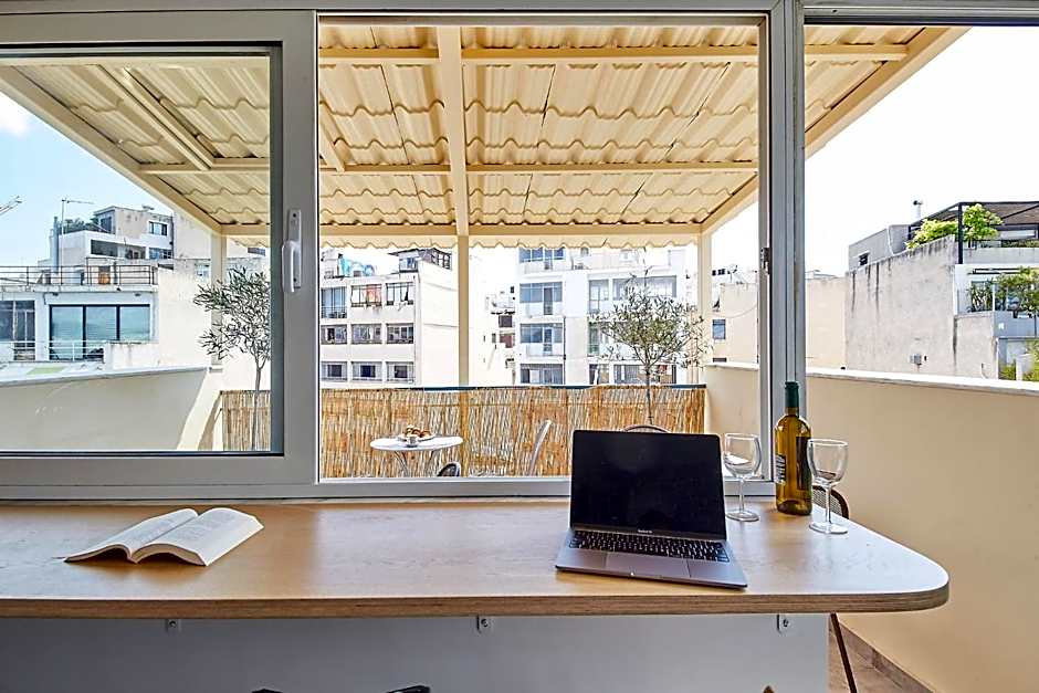 toStay-Unique apartment hotel in Athens center!