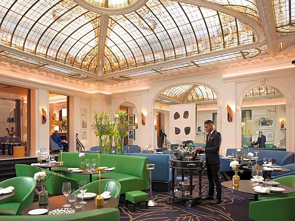 Hôtel Vernet Champs Elysées Paris