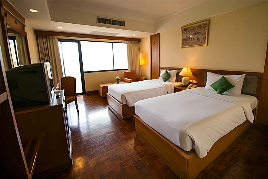 Chakungrao Riverview Hotel
