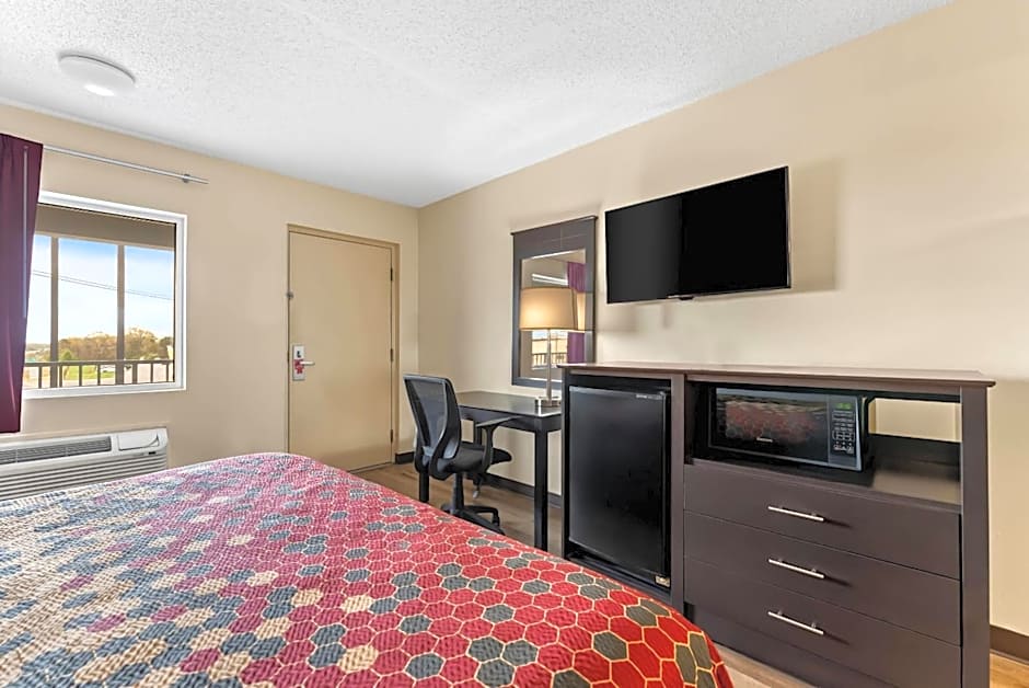 Econo Lodge Fredericksburg near I-95