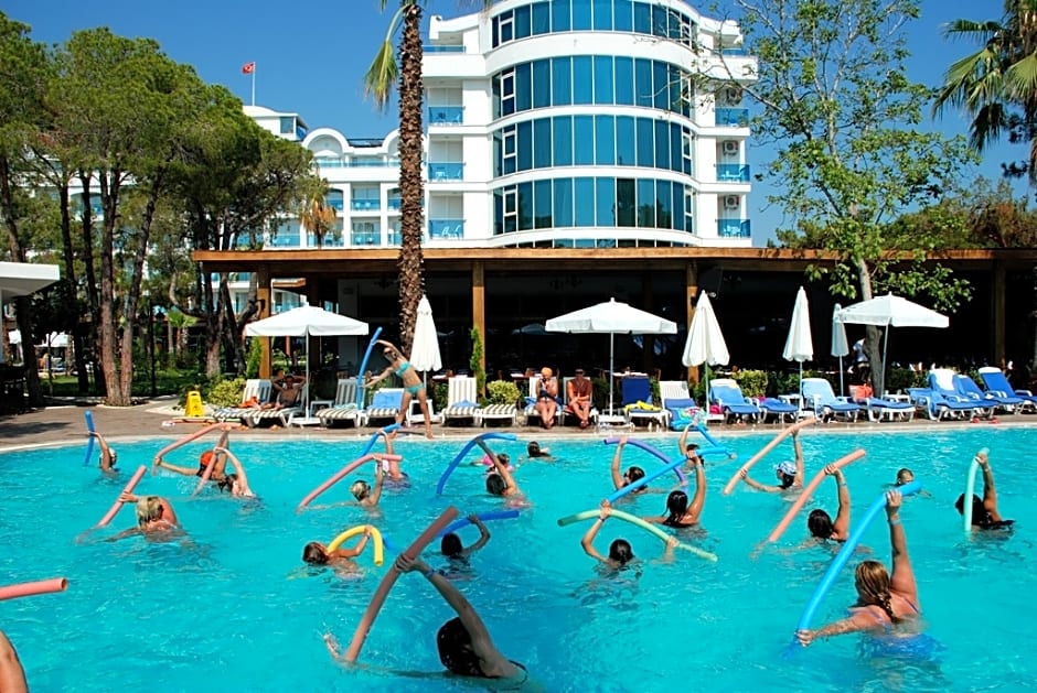 Maya World Hotel Side