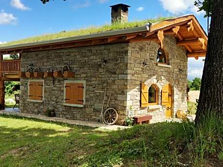 Cabana Casa de Piatra, de la Mara