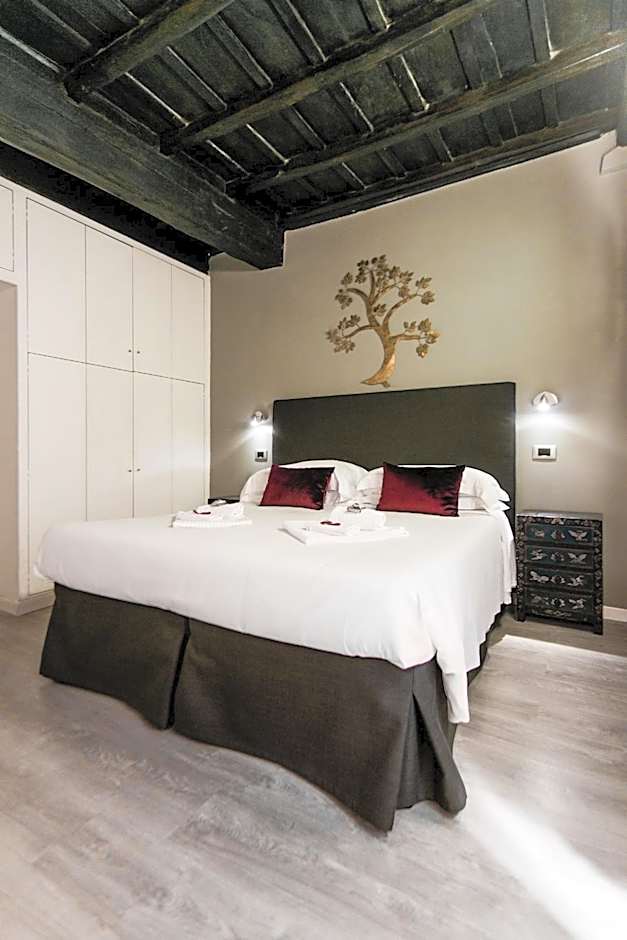 Navona First Rooms
