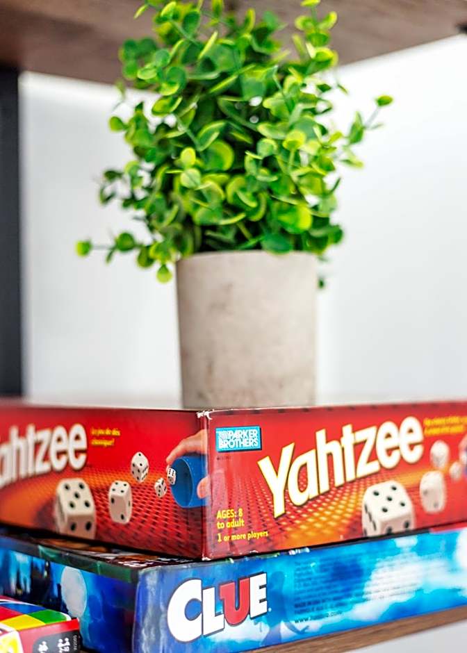 Le 900 Tremblant Inn Café and Bistro