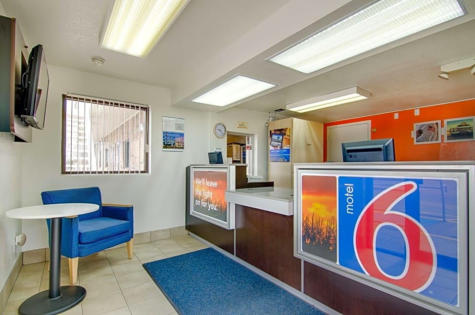 Motel 6 Salina, KS