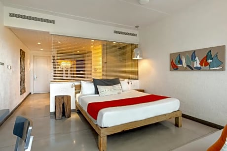 Superior Beach Front Room