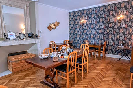 La Maison DUFFOUR chambres d'hôtes avec Petit Déjeuner