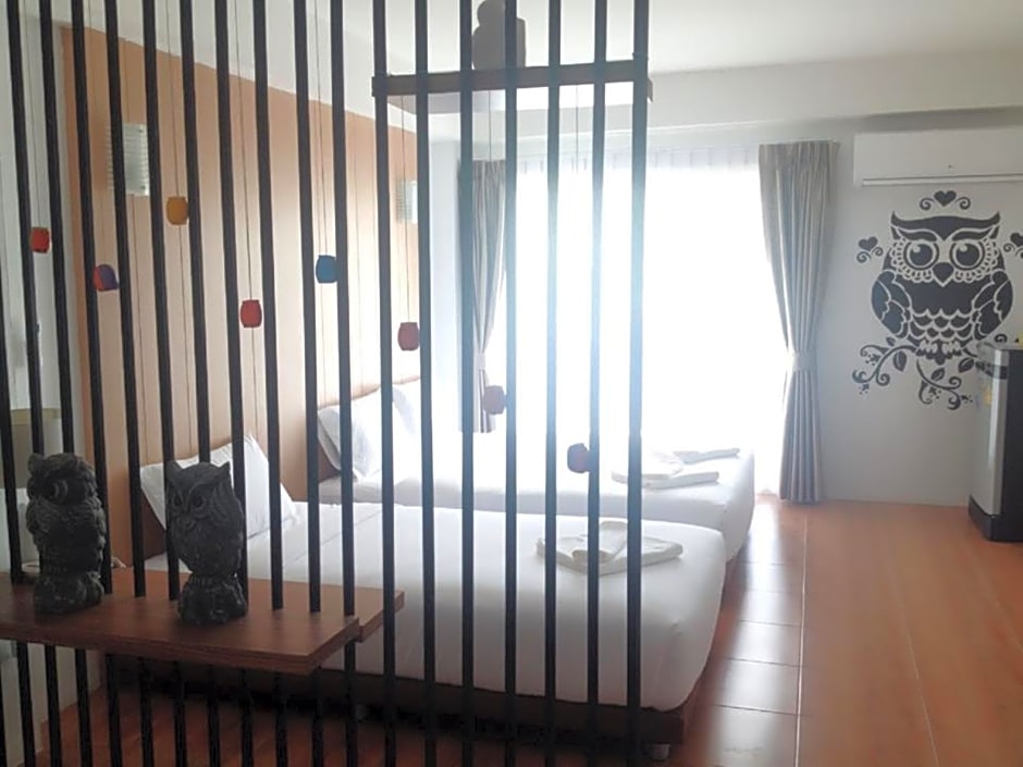 The Pride Hotel At Laemsing