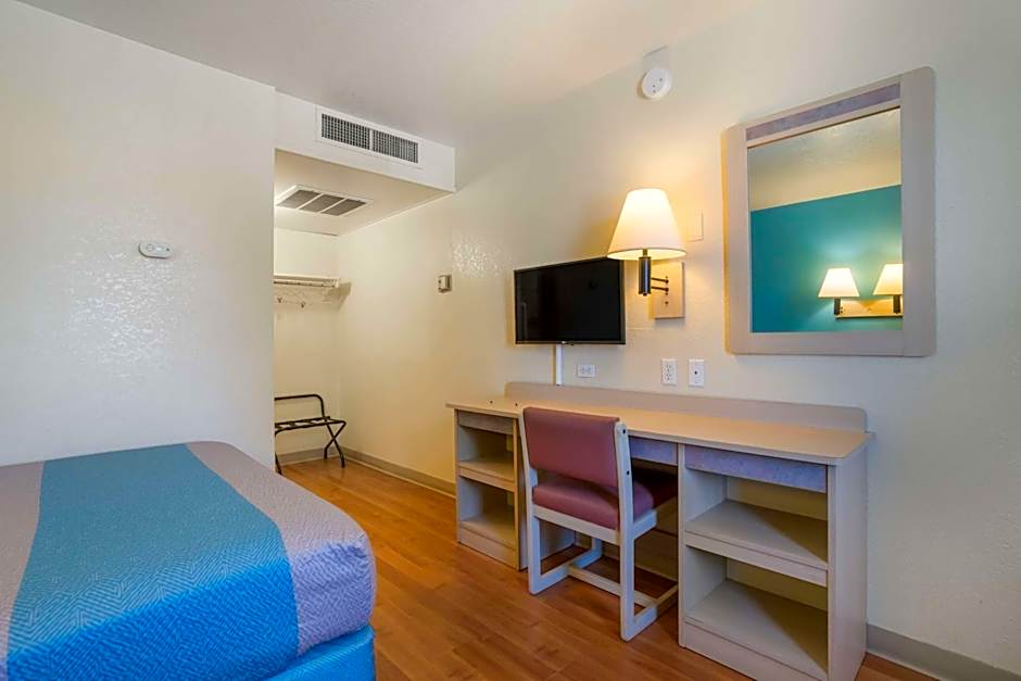 Motel 6-Grand Junction, CO